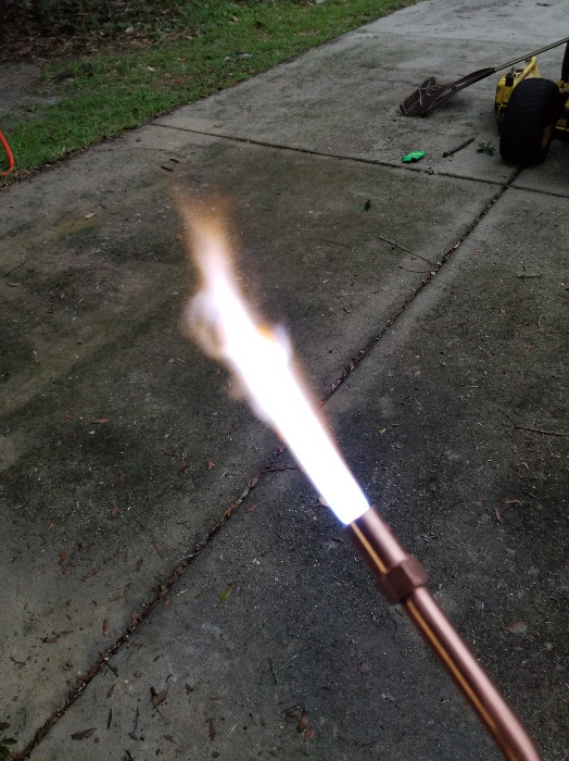 09 22 20 acetylene heating tip running propane unmodified small.jpg