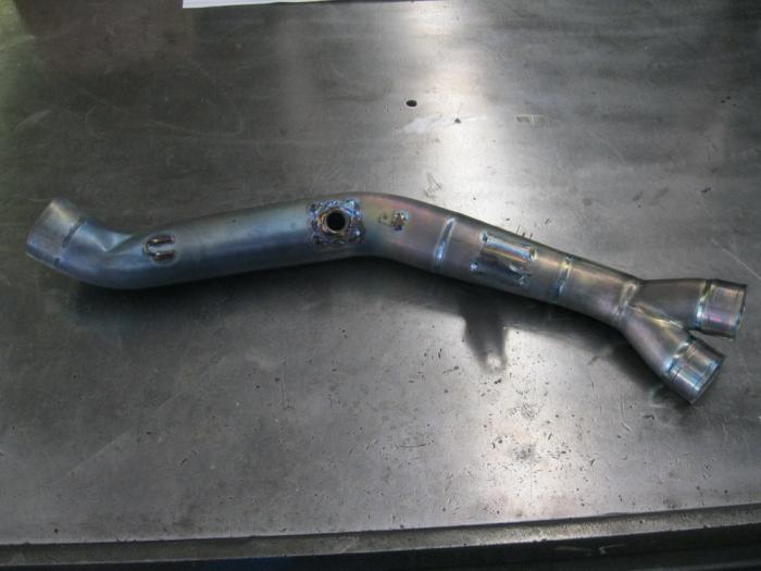 Titanium Exhaust 2.jpg