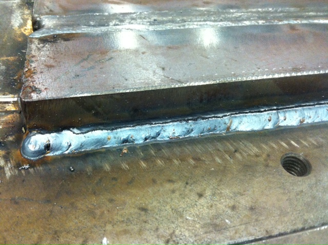 Cracked weld 1.JPG